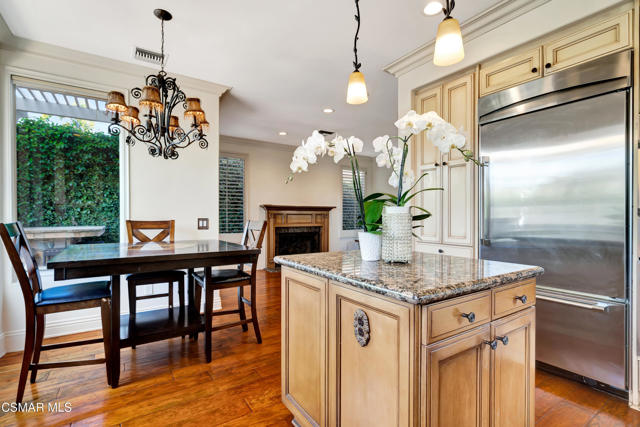 5177 Pesto Way, Oak Park CA: https://media.crmls.org/mediaz/0abe3e52-d36c-4672-9a2e-b4f898dd43a2.jpg