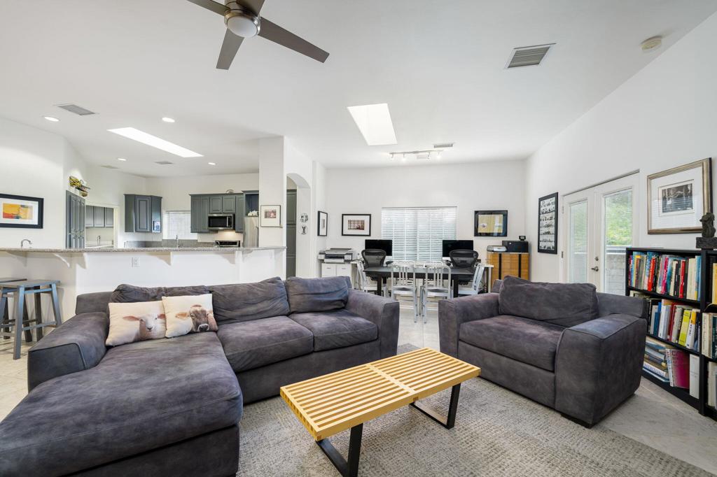 MLS #219129175PS img 12