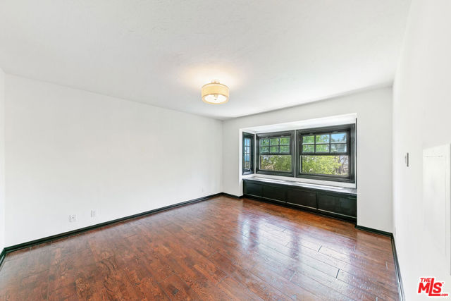 29528 Harvester Road, Malibu CA: https://media.crmls.org/mediaz/0abf54e0-f290-49a6-8da0-dce75b67d1fd.jpg