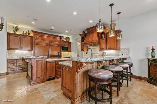16531 Zumaque, Rancho Santa Fe CA: https://media.crmls.org/mediaz/0abfa8b7-362b-4f1c-b2c5-41c66329e2f7.jpg