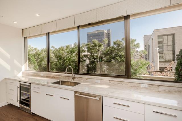 20 W 3rd Avenue, San Mateo CA: https://media.crmls.org/mediaz/0ac04a0f-4fcd-42ba-a941-e4635b05e6b9.jpg