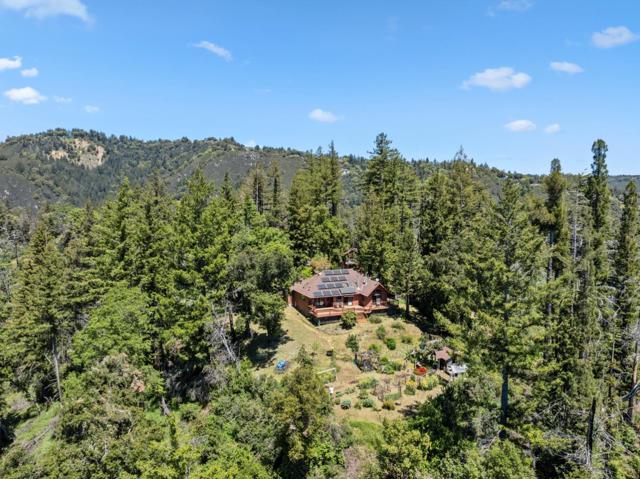 1495 Dons Road, Boulder Creek CA: https://media.crmls.org/mediaz/0ac134c9-98a1-4c74-9e19-6885788e3ef5.jpg