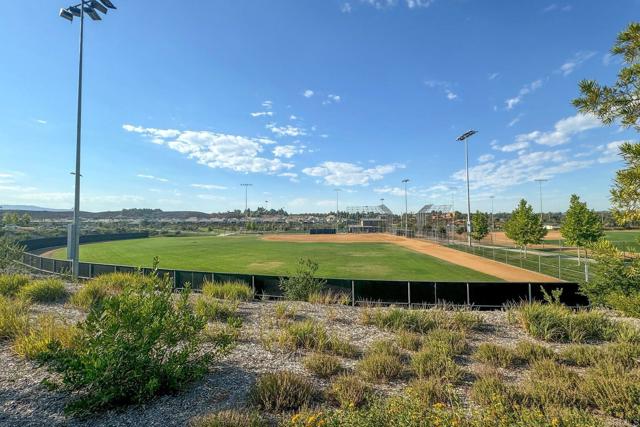 32024 Radiant Drive, Temecula, California 92591, 4 Bedrooms Bedrooms, ,3 BathroomsBathrooms,Residential,For Sale,32024 Radiant Drive,CRNDP2408964