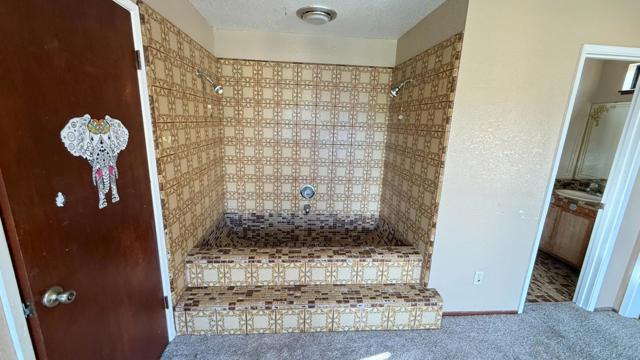 271 Paul Avenue, Salinas CA: https://media.crmls.org/mediaz/0ac15656-33f9-429b-b50e-9fdd606bda7e.jpg