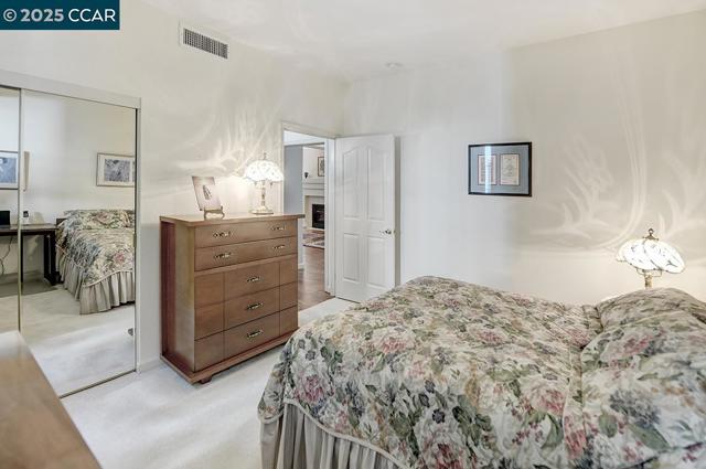 5910 Horsemans Canyon Dr, Walnut Creek CA: https://media.crmls.org/mediaz/0ac1a986-1675-4502-9616-dc481e585874.jpg