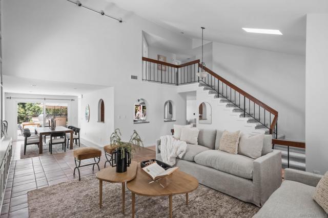 3943 Catamarca Dr, San Diego CA: https://media.crmls.org/mediaz/0ac1e6a7-dac1-4f07-9662-2abe601725cd.jpg