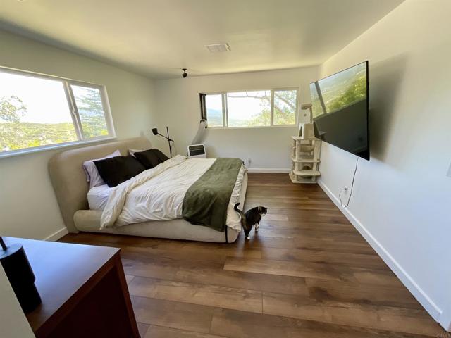 38281 Western Hills Drive, Anza CA: https://media.crmls.org/mediaz/0ac2d453-d55d-4969-9629-86ea5dee3cb1.jpg