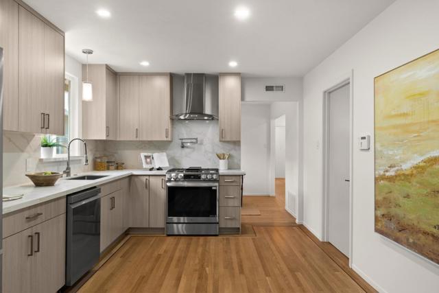 172 Lacrosse Avenue, South San Francisco CA: https://media.crmls.org/mediaz/0ac379fc-92bc-4488-a28b-6967316068b2.jpg