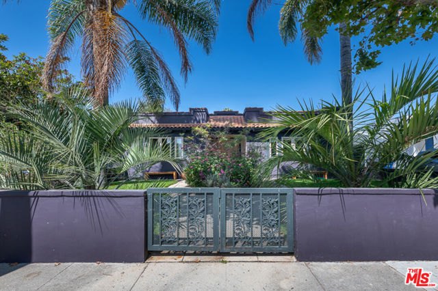 1207 Poinsettia Drive, West Hollywood CA: https://media.crmls.org/mediaz/0ac46ee1-18b5-408a-b53d-b634aa967af4.jpg
