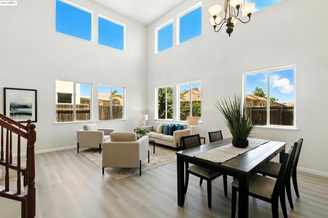 78 Vella Circle, Oakley CA: https://media.crmls.org/mediaz/0ac7e4b0-378e-4275-8ece-4e96724f29ae.jpg