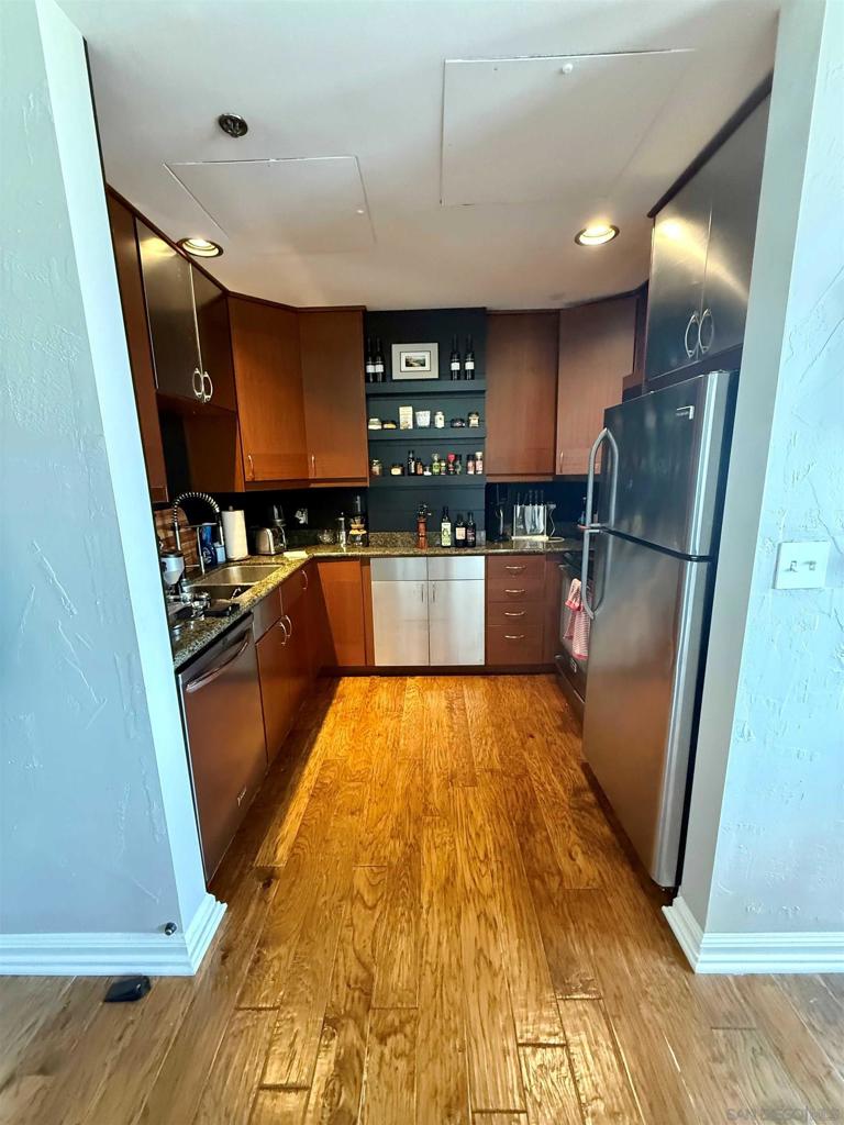 702 Ash - photo 11