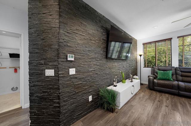 1338 Starry Way, San Diego CA: https://media.crmls.org/mediaz/0ac8c9bd-31b5-485d-9a18-50886c1e4246.jpg