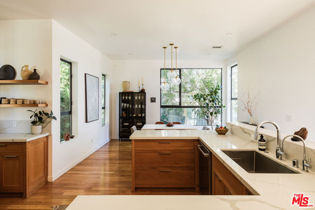 Image 6 of 38 For 4052 Jennings Drive