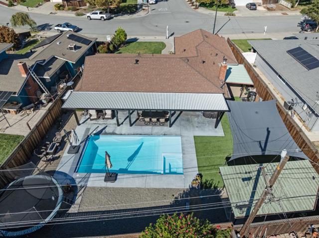 1231 Westward Drive, Hollister CA: https://media.crmls.org/mediaz/0ac92247-0775-40ba-a20d-714e3111b635.jpg