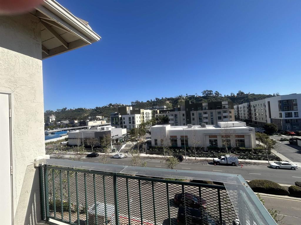 640 Camino De La Reina - photo 14