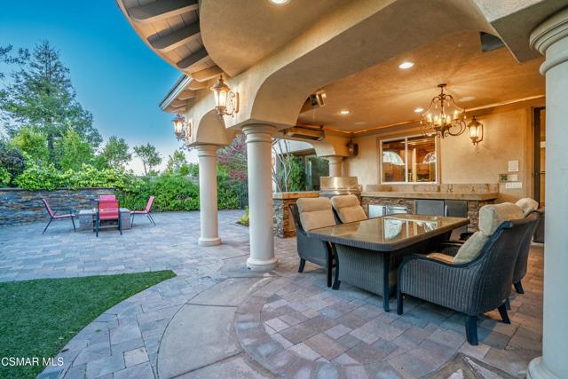 483 Via Merla, Newbury Park CA: https://media.crmls.org/mediaz/0ac9cbb3-7c00-4150-8649-fce5545c89f3.jpg