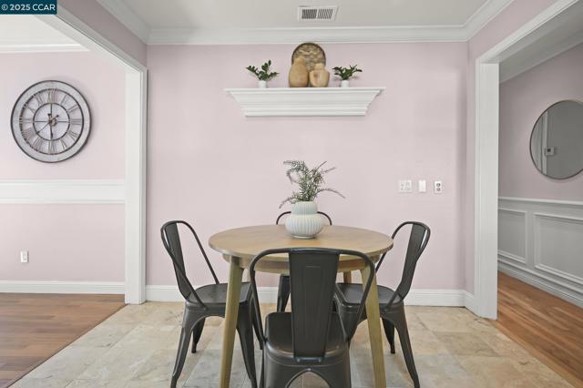 427 Dale Rd, Martinez CA: https://media.crmls.org/mediaz/0ac9f58c-a726-494a-bdf7-642b323222ea.jpg