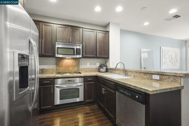 1503 Trailsside Circle, Concord CA: https://media.crmls.org/mediaz/0acb89d3-2128-473f-86c7-d1cfab3e16f9.jpg
