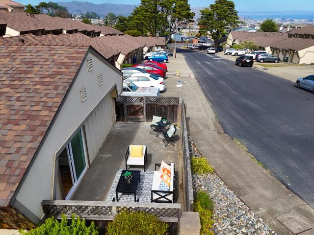 2768 Kilconway Lane, South San Francisco CA: https://media.crmls.org/mediaz/0acd2ace-75b8-4588-85ef-86fb37afc561.jpg