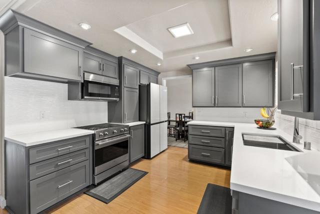 2773 Glorietta Circle, Santa Clara CA: https://media.crmls.org/mediaz/0acd397d-ab35-4995-9f8a-13db26ece8ec.jpg