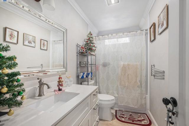 2036 brookside Dr, San Pablo CA: https://media.crmls.org/mediaz/0acd8d71-f27c-418f-93ff-e5ead9d510de.jpg