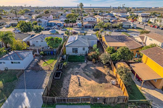 Detail Gallery Image 26 of 27 For 425 8th St, Imperial Beach,  CA 91932 - 3 Beds | 2 Baths