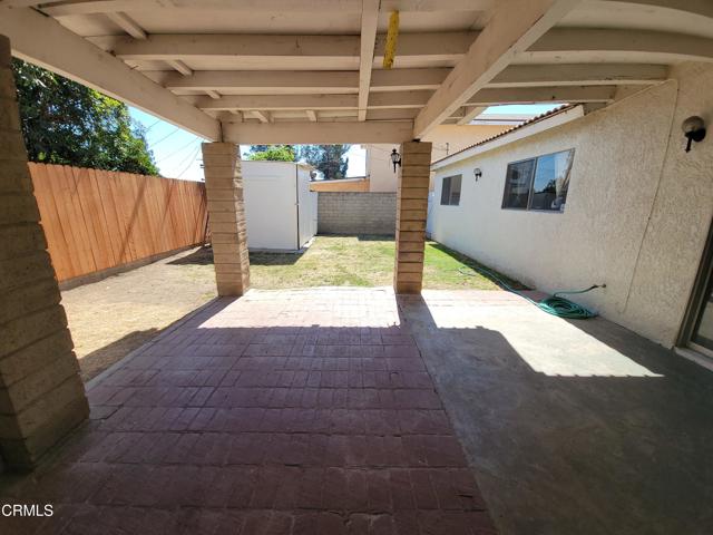 224 W Santa Paula Street, Santa Paula CA: https://media.crmls.org/mediaz/0ace2db3-9219-462f-8fd7-6e4a97d60d36.jpg
