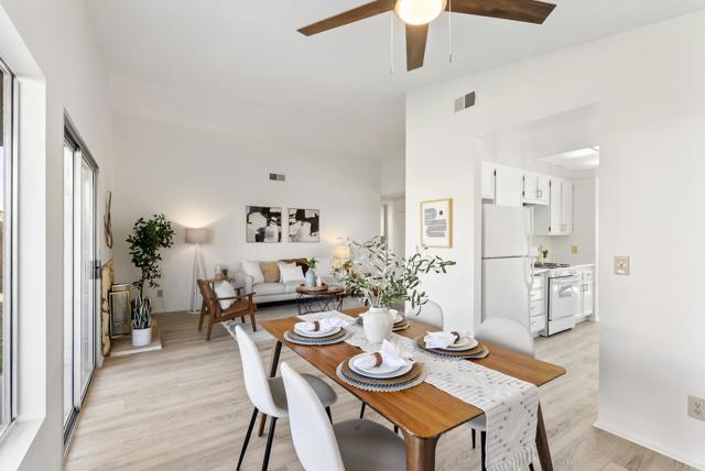 4819 Gardenia Street, Oceanside CA: https://media.crmls.org/mediaz/0acef0fb-7352-468d-8a9c-99a3161381f1.jpg