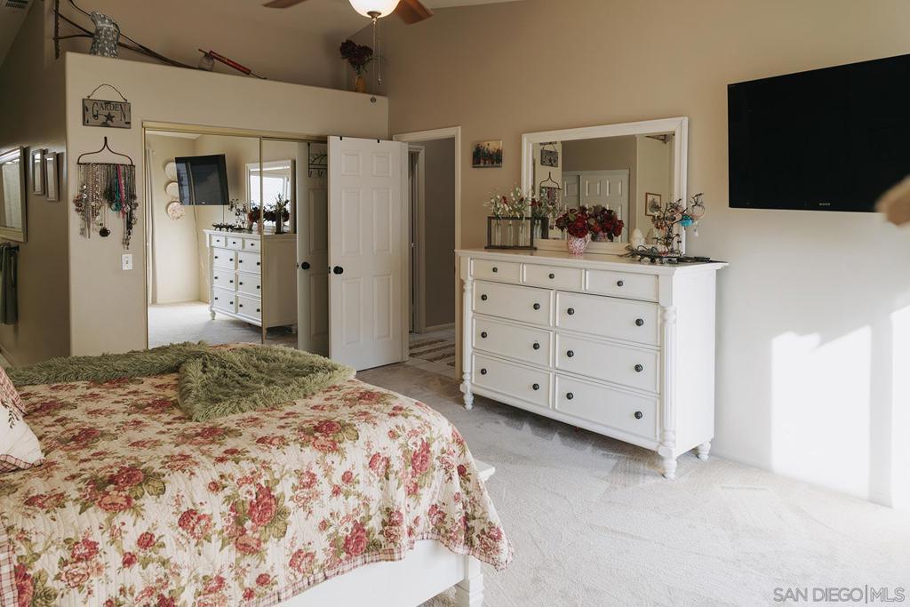 MLS #250043282SD image #15