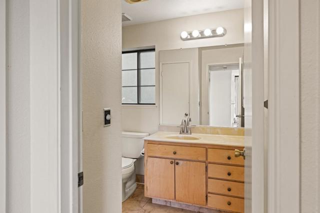 720 Pheasant Ridge Road, Del Rey Oaks CA: https://media.crmls.org/mediaz/0acf4074-0ea0-468f-8ba2-27270cba04de.jpg