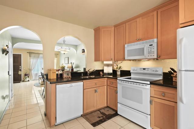 Detail Gallery Image 11 of 37 For 10158 Carefree Dr, Santee,  CA 92071 - 2 Beds | 1 Baths