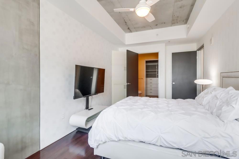 MLS #250035729SD img 22