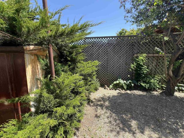 2655 Parkside Dr, Union City, California 94587, 3 Bedrooms Bedrooms, ,2 BathroomsBathrooms,Residential,For Sale,Parkside Dr,41060565