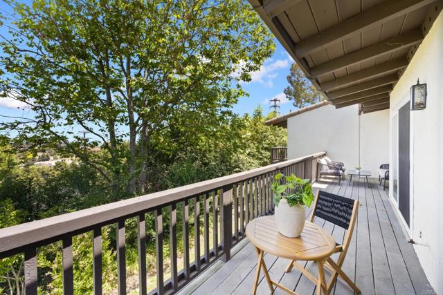 Detail Gallery Image 9 of 34 For 45 Oaktree Ln, Rolling Hills Estates,  CA 90274 - 4 Beds | 3 Baths