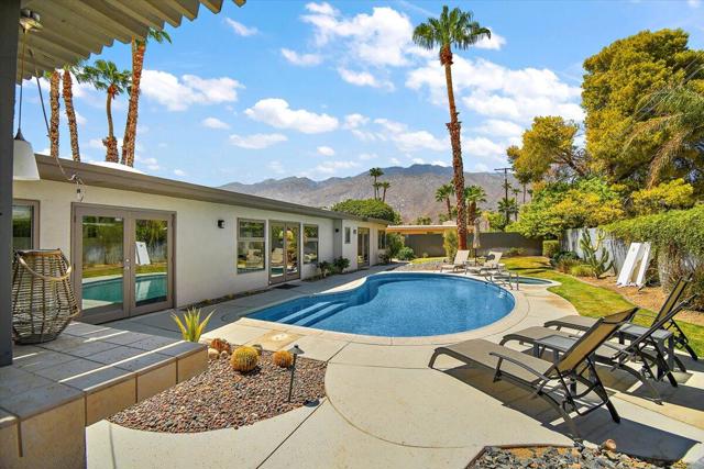 2030 E Amado Road, Palm Springs CA: https://media.crmls.org/mediaz/0ad0ac7e-c600-44ae-ab7e-f613a0e0e12a.jpg
