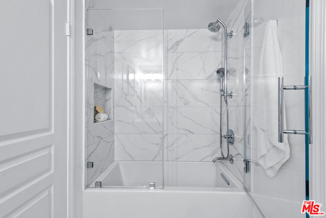 13044 Pacific, Playa Vista CA: https://media.crmls.org/mediaz/0ad0b7ee-77d4-41cb-82e7-c50dddd33518.jpg