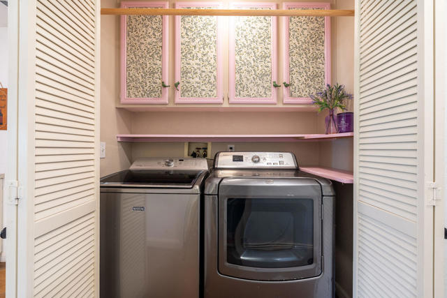 47845 Via Firenze, La Quinta CA: https://media.crmls.org/mediaz/0ad0eb7f-98f5-4eee-8989-d36405f73651.jpg