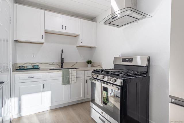 2813 15 46Th St, San Diego CA: https://media.crmls.org/mediaz/0ad0f68f-5664-4643-8d90-387239db99a9.jpg
