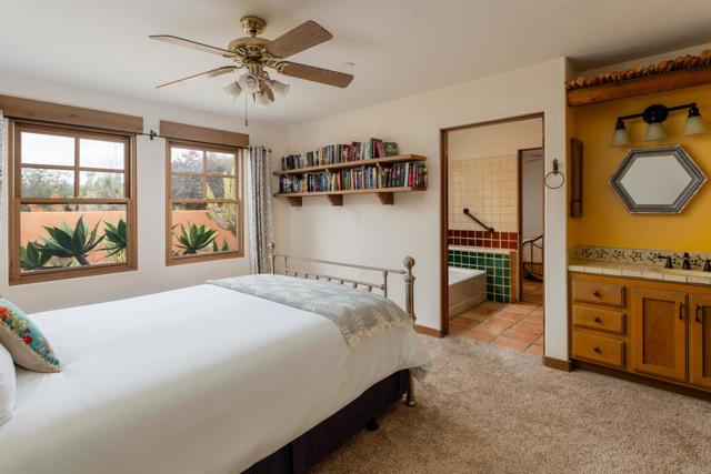 Detail Gallery Image 26 of 46 For 16761 Artesian Breeze Way, San Diego,  CA 92127 - 5 Beds | 4 Baths