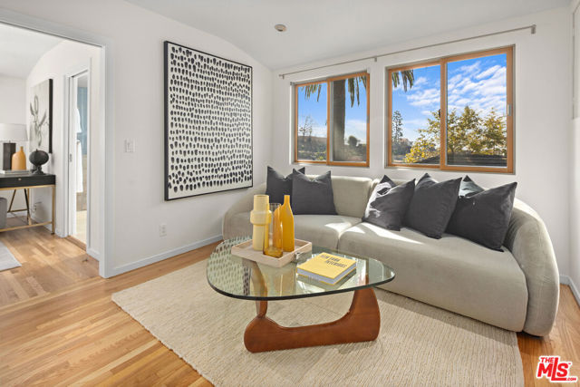 Drew Fenton | 707 Jacon Way Pacific Palisades CA | MLS: 7469273 Drew Fenton | 707 Jacon Way Pacific Palisades CA | MLS: 7469273