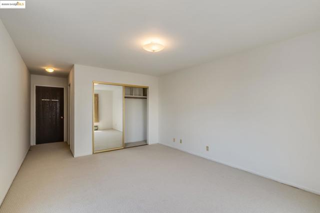 5177 Diamond Heights BLVD, San Francisco CA: https://media.crmls.org/mediaz/0ad4ced9-ee7f-43f9-91e2-c531b8e89afa.jpg