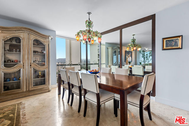 2222 Avenue Of The Stars, Los Angeles CA: https://media.crmls.org/mediaz/0ad4fb8b-2266-47eb-b770-5e55f880d0bd.jpg