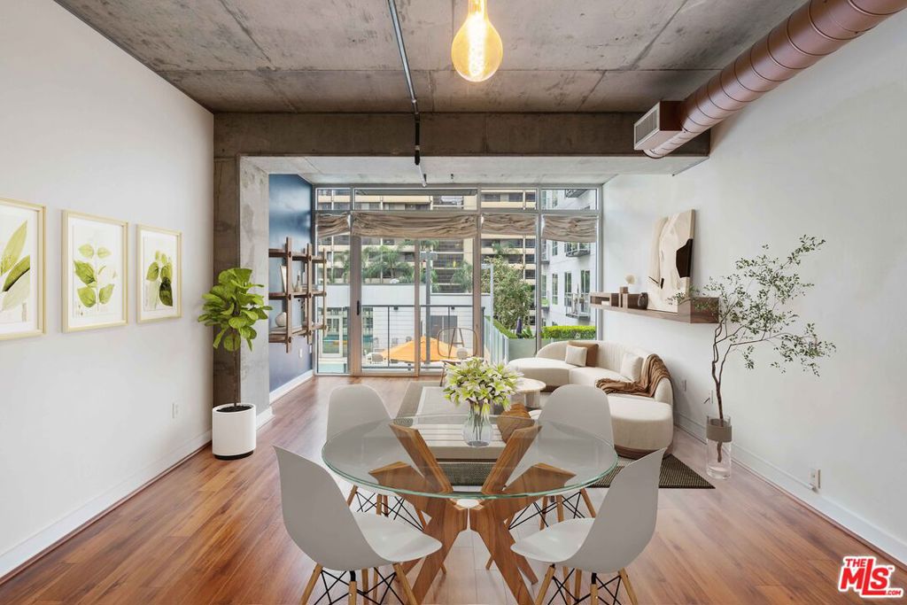 645 W 9th Street 339, Los Angeles, CA 90015