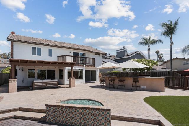 3943 Catamarca Dr, San Diego CA: https://media.crmls.org/mediaz/0ad81061-4ab5-4971-bb13-a6a4d0b4423c.jpg