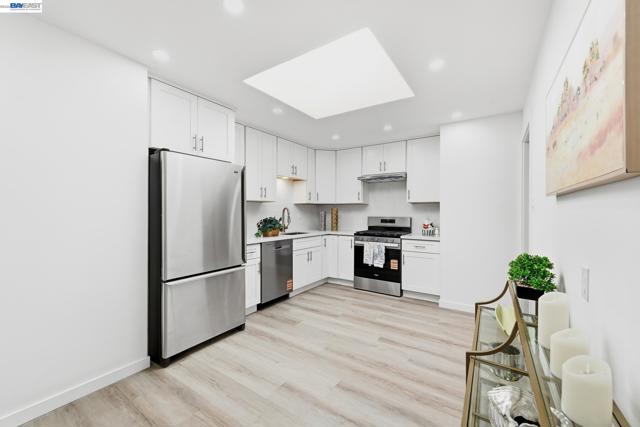 Image 13 of 51 For 1326 Vining Dr