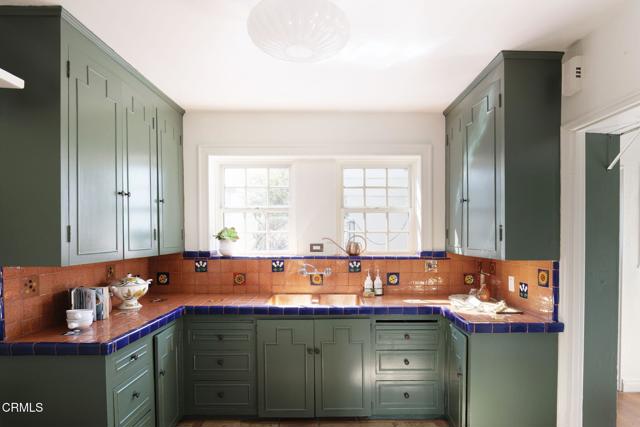 Detail Gallery Image 14 of 31 For 807 W Fernfield Dr, Monterey Park,  CA 91754 - 3 Beds | 2 Baths