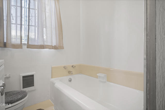 Detail Gallery Image 20 of 48 For 6154 Fountain Ave, Hollywood,  CA 90028 - – Beds | – Baths