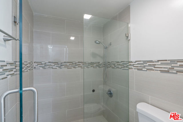 46 Eagle, Irvine CA: https://media.crmls.org/mediaz/0ada614f-d52a-4b14-98a2-e416e12ff1e5.jpg