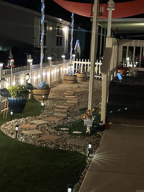 913 S Grand Avenue, San Jacinto CA: https://media.crmls.org/mediaz/0adade85-22d2-41b7-bb90-c2b7ef44d7a5.jpg