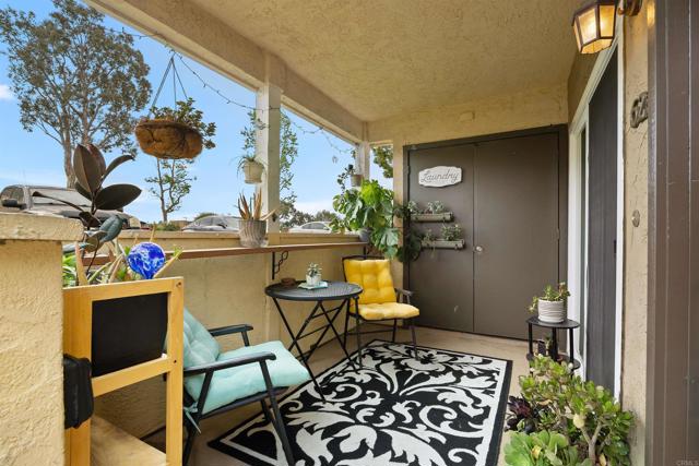 Detail Gallery Image 3 of 25 For 5034 Los Morros Way #62,  Oceanside,  CA 92057 - 2 Beds | 2 Baths